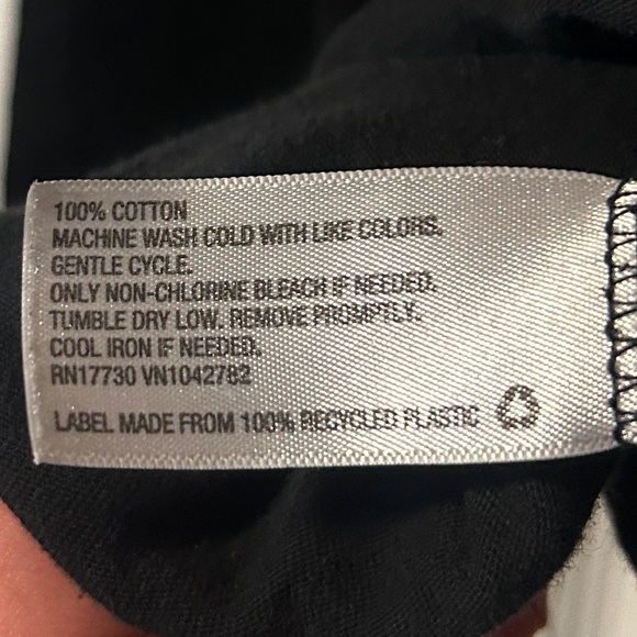 🖤 Wild Fable Cropped Raw Hem Tee Size L - Picture 7 of 7